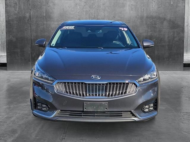 2019 Kia Cadenza Technology