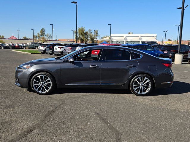 2019 Kia Cadenza Technology