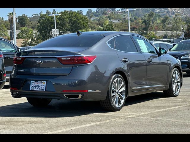 2019 Kia Cadenza Technology