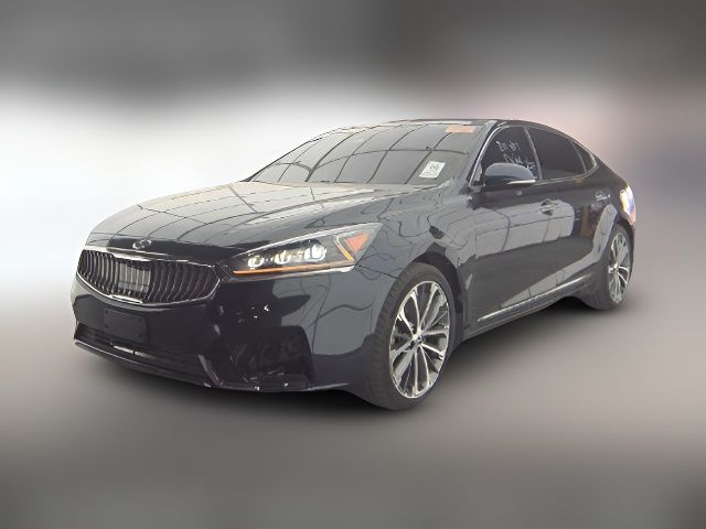 2019 Kia Cadenza Technology