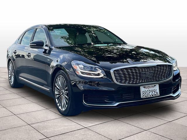 2019 Kia K900 Luxury