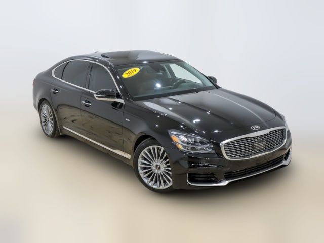 2019 Kia K900 Luxury