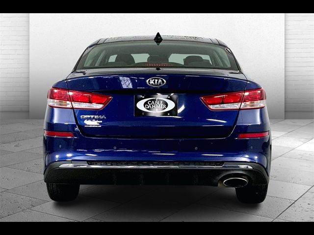 2019 Kia Optima LX