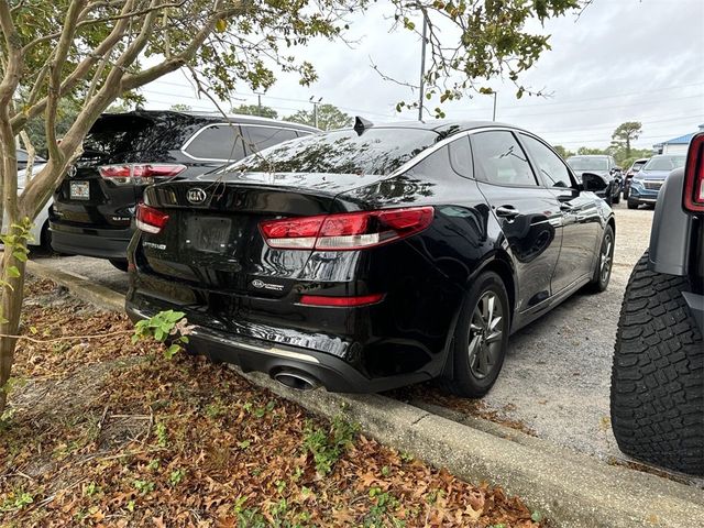 2019 Kia Optima LX