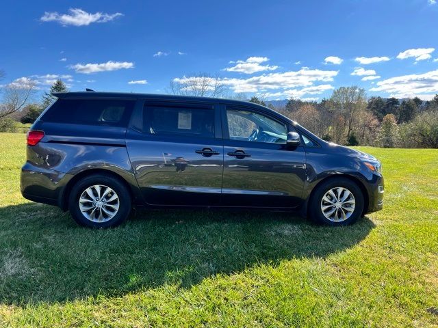 2019 Kia Sedona LX