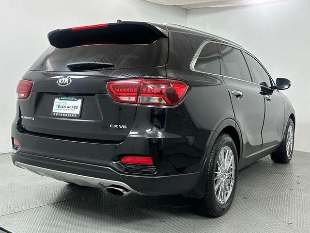 2019 Kia Sorento EX V6