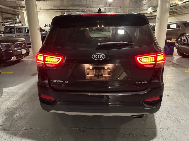 2019 Kia Sorento EX V6