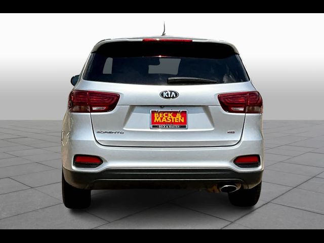 2019 Kia Sorento L