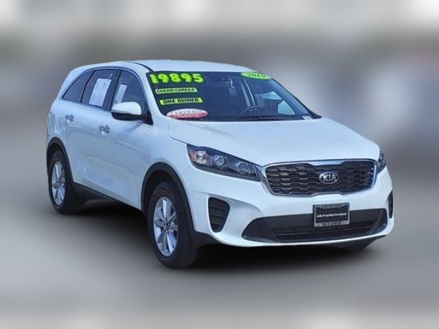 2019 Kia Sorento LX