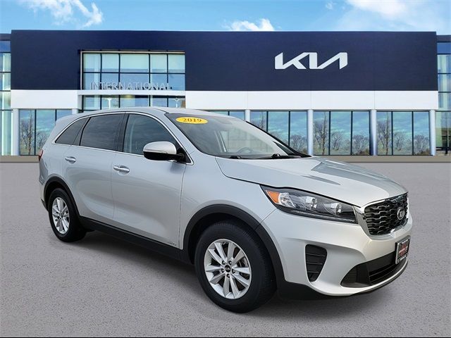 2019 Kia Sorento LX V6