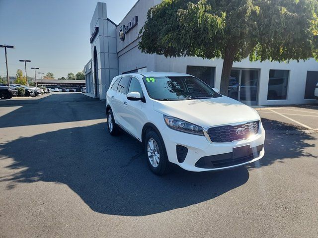 2019 Kia Sorento LX V6