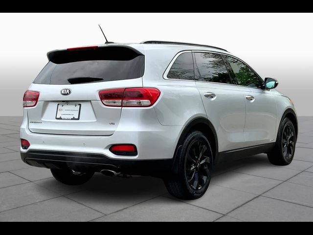 2019 Kia Sorento S V6