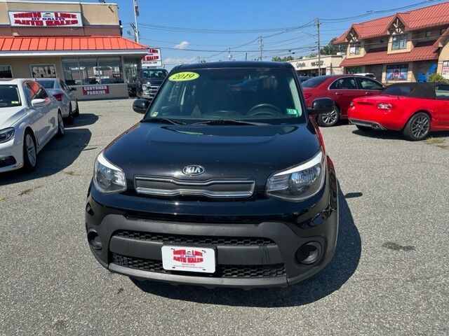 2019 Kia Soul Base