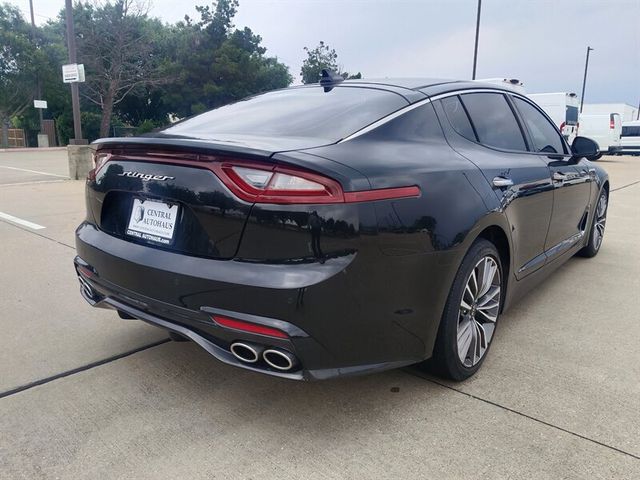 2019 Kia Stinger Base