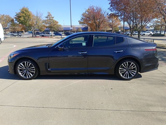 2019 Kia Stinger Base