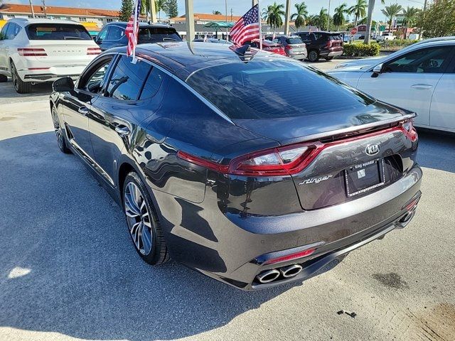 2019 Kia Stinger Base