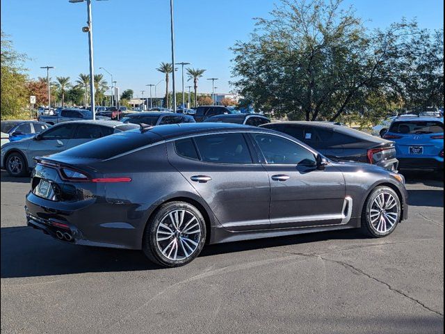 2019 Kia Stinger Base