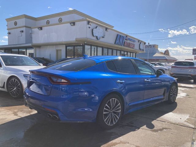 2019 Kia Stinger Base