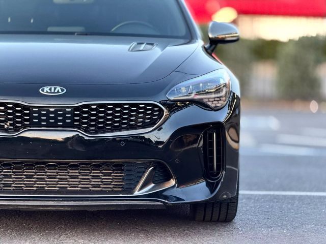 2019 Kia Stinger GT1