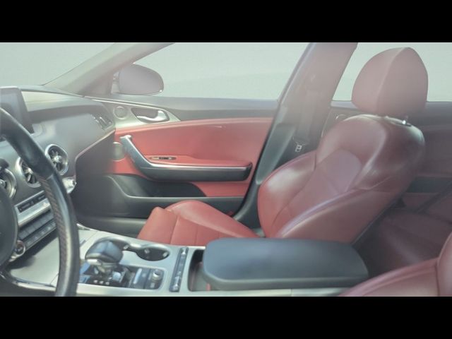 2019 Kia Stinger GT2