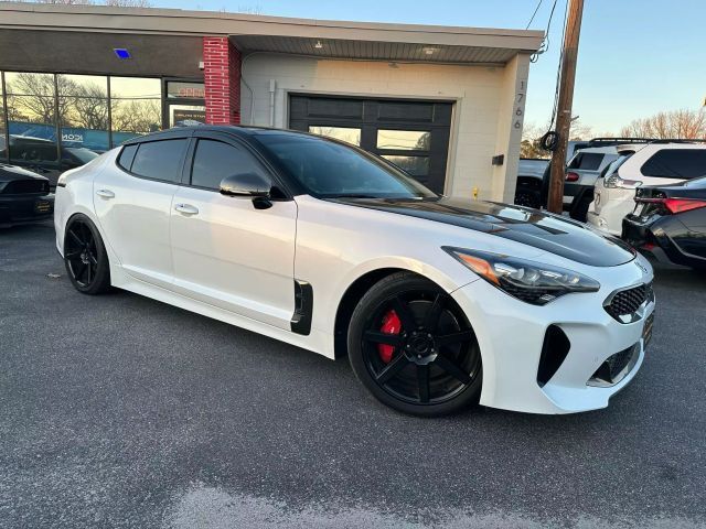 2019 Kia Stinger GT2