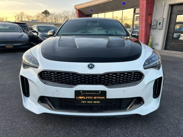 2019 Kia Stinger GT2