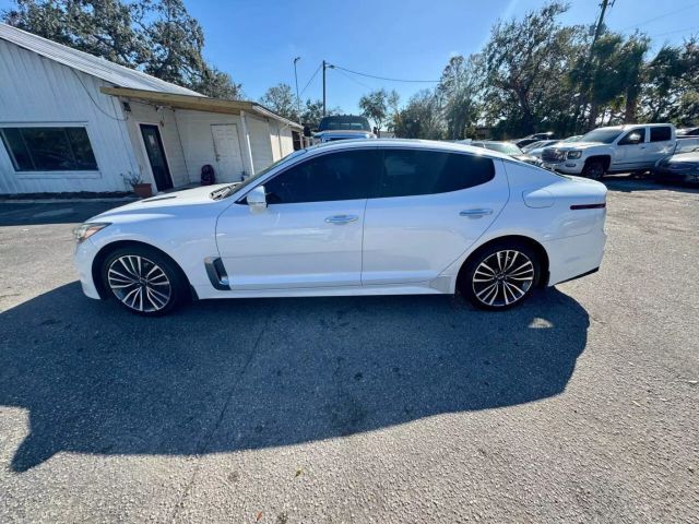 2019 Kia Stinger Base