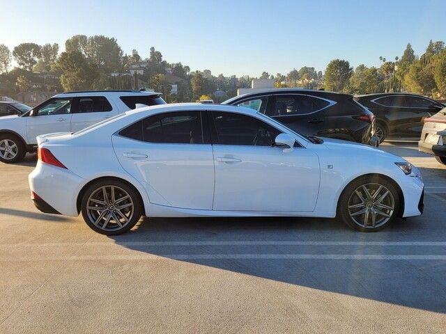 2019 Lexus IS 300 F Sport