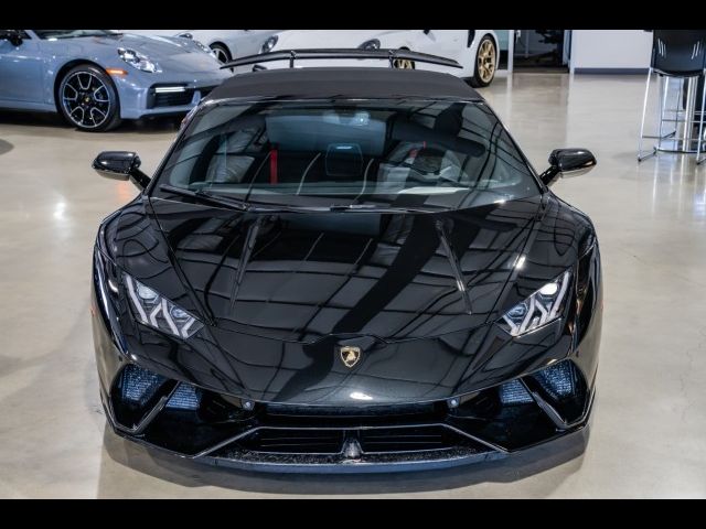 2019 Lamborghini Huracan Performante