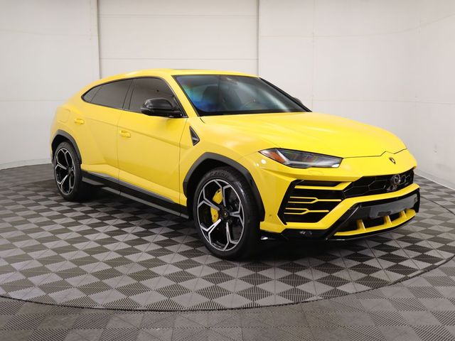 2019 Lamborghini Urus Base