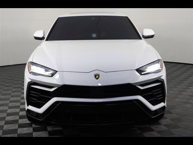 2019 Lamborghini Urus Base