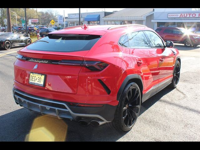 2019 Lamborghini Urus Base