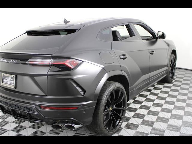 2019 Lamborghini Urus Base