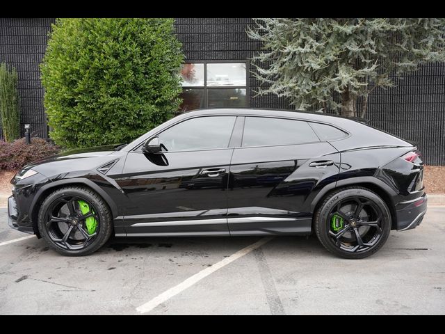 2019 Lamborghini Urus Base