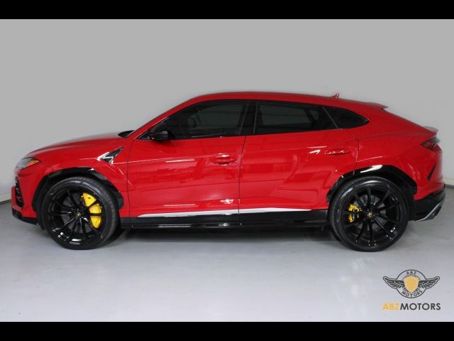 2019 Lamborghini Urus Base