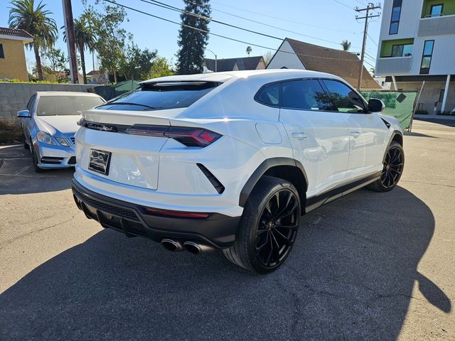 2019 Lamborghini Urus Base