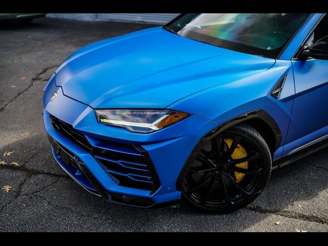 2019 Lamborghini Urus Base