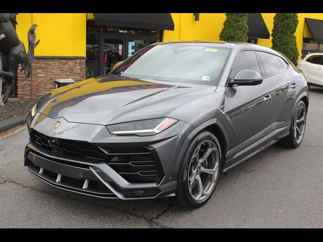 2019 Lamborghini Urus Base