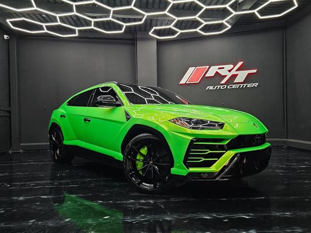 2019 Lamborghini Urus Base