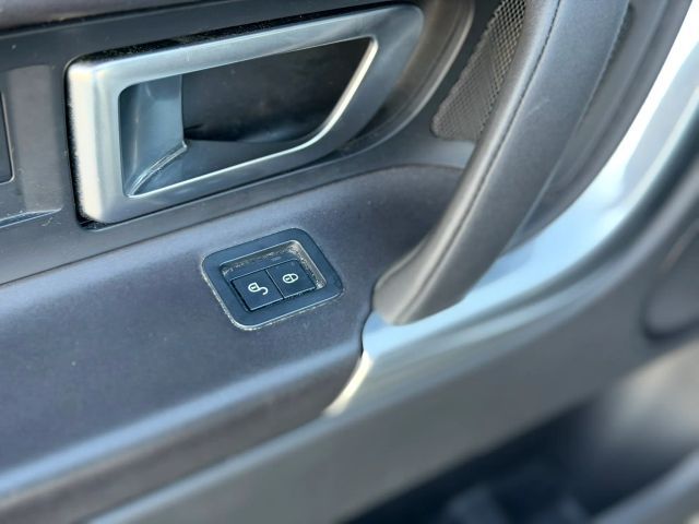 2019 Land Rover Discovery Sport SE