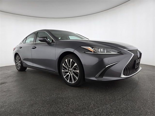 2019 Lexus ES 