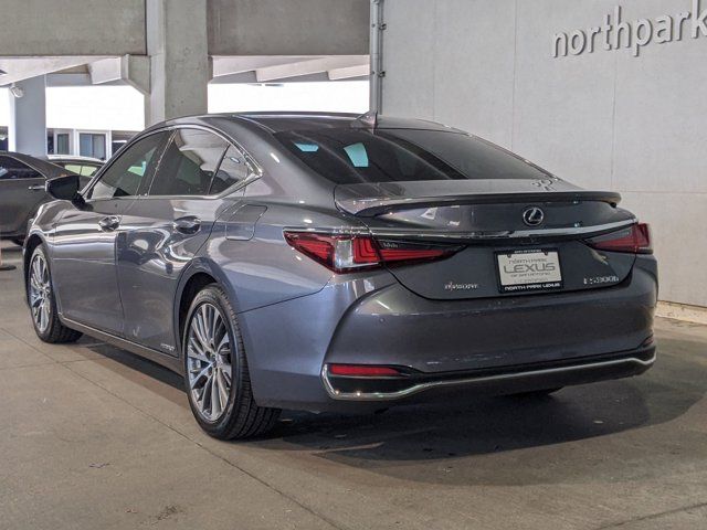 2019 Lexus ES 300h