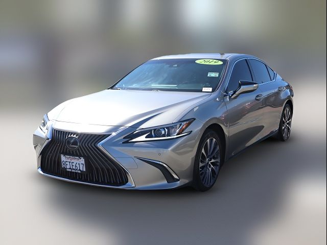 2019 Lexus ES 300h