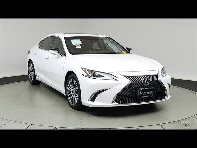 2019 Lexus ES 300h