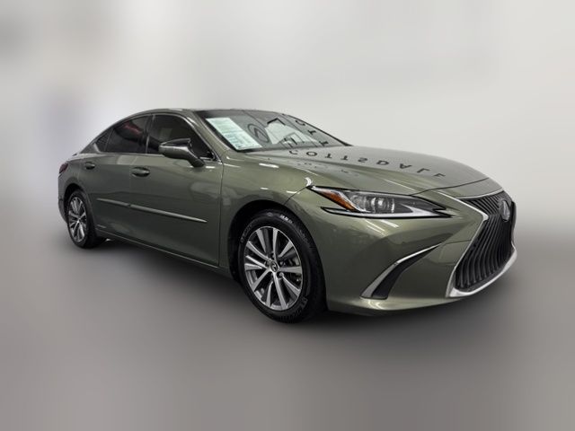 2019 Lexus ES 300h