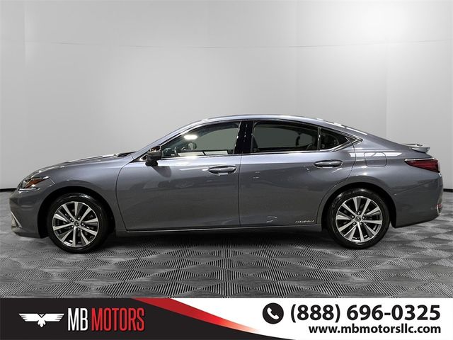 2019 Lexus ES 300h