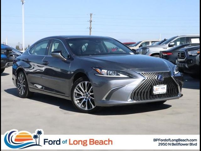 2019 Lexus ES 300h