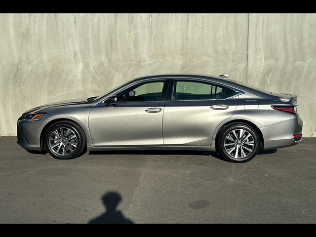 2019 Lexus ES 300h