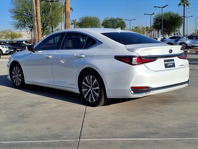 2019 Lexus ES 