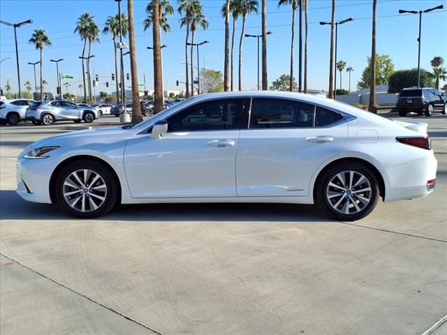 2019 Lexus ES 